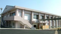 クリックで拡大 平戸市立生月中学校屋内運動場